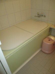 TOTOの水廻り設備で明るく使いやすい水廻りに TOTOの水廻り設備で明るく使いやすい水廻りに